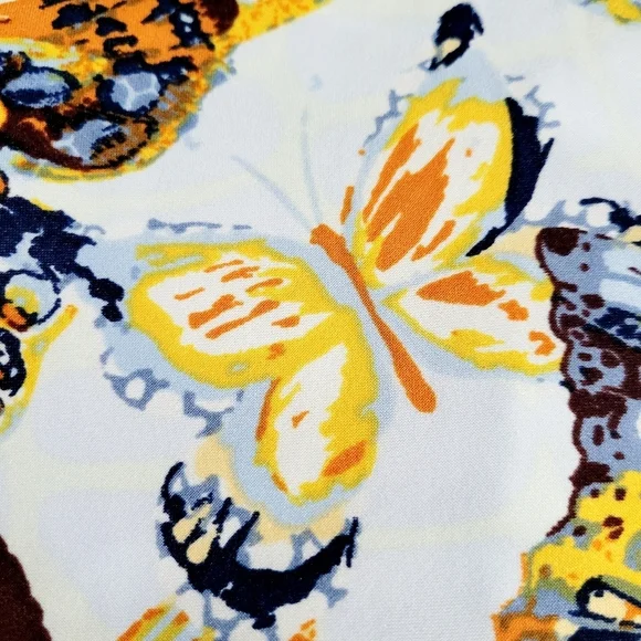 Attitudes by René Butterfly Print Tunic Top Women Small Keyhole Neck Relaxed Fit - Picture 3 of 14